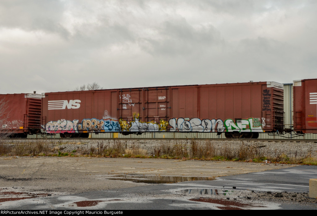 NS Box Car